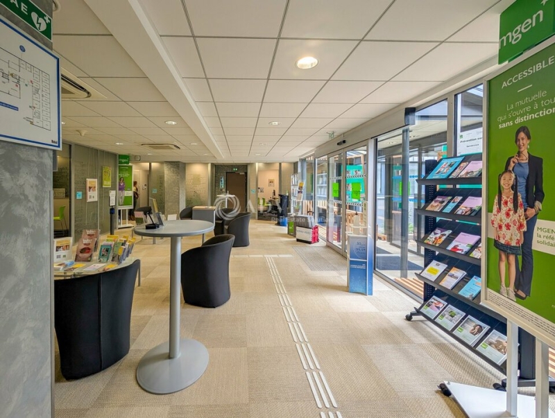 Vente Investisseur Bureaux SAINT BRIEUC (22000) - Photo 4