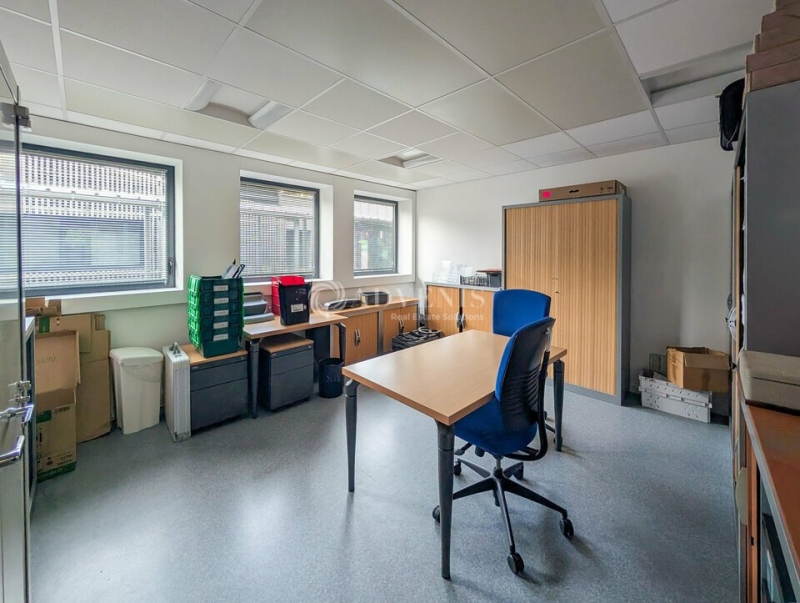 Vente Investisseur Bureaux SAINT BRIEUC (22000) - Photo 9