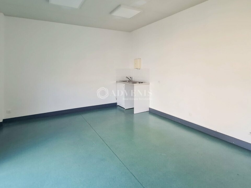 Vente Investisseur Bureaux SAINT BRIEUC (22000) - Photo 10