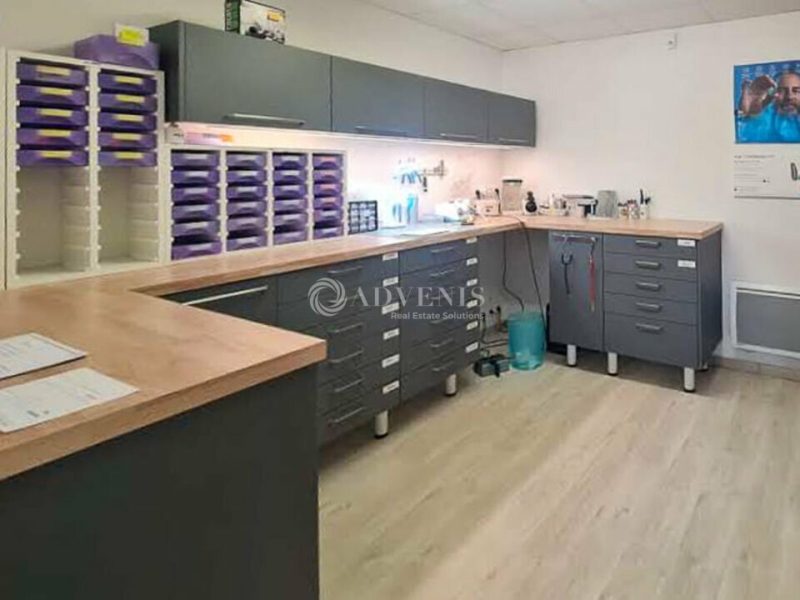 Location Commerces PLOUFRAGAN (22440) - Photo 7