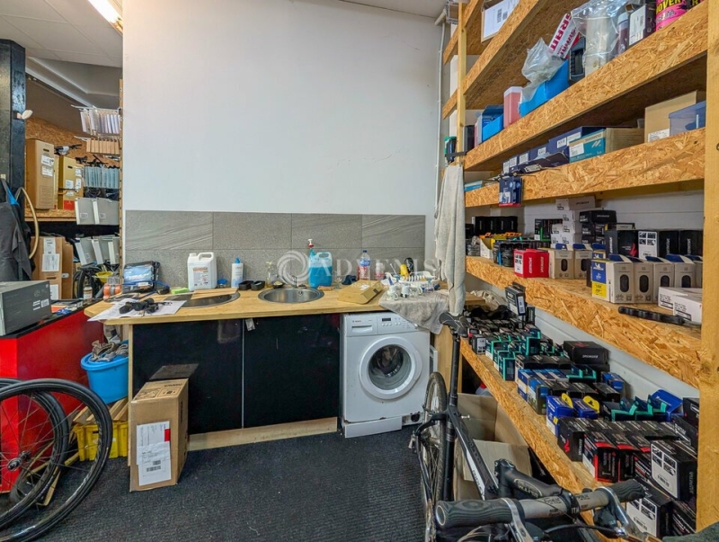 Location Commerces DINAN (22100) - Photo 9