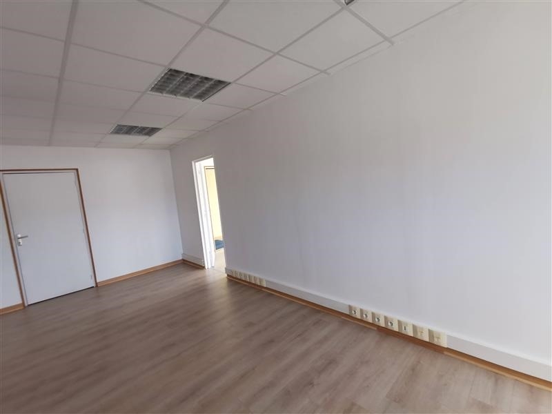 Location Bureaux PORDIC (22590) - Photo 10