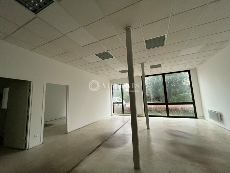 Location Activités Entrepôts JOUY EN JOSAS (78350) - Photo 8