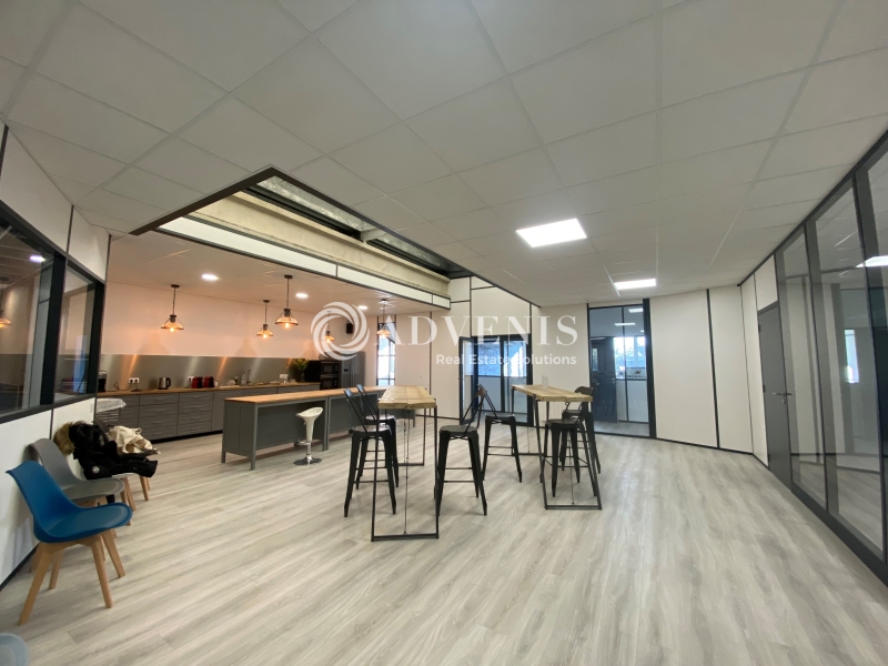 Location Bureaux MONTIGNY LE BRETONNEUX (78180) - Photo 5