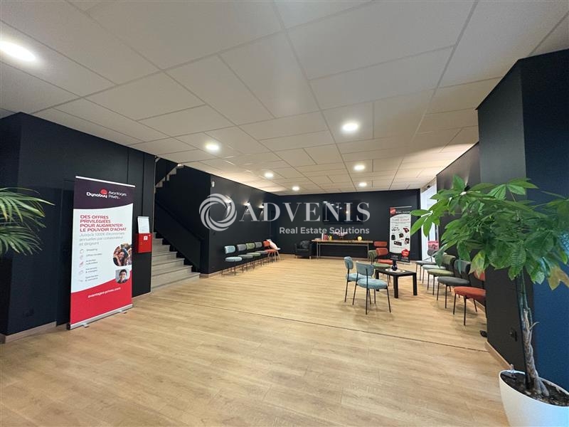 Location Bureaux MONTIGNY LE BRETONNEUX (78180) - Photo 6