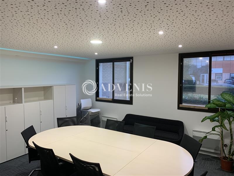 Location Activités Entrepôts VOISINS LE BRETONNEUX (78960) - Photo 1