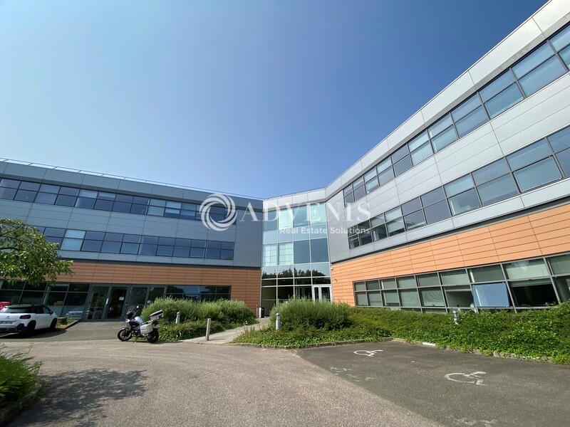 Location Bureaux et activités légères ELANCOURT (78990) - Photo 1