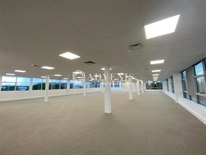 Location Bureaux et activités légères ELANCOURT (78990) - Photo 6