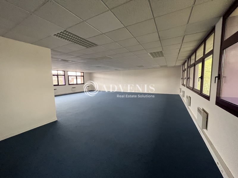 Location Bureaux VOISINS LE BRETONNEUX (78960) - Photo 5