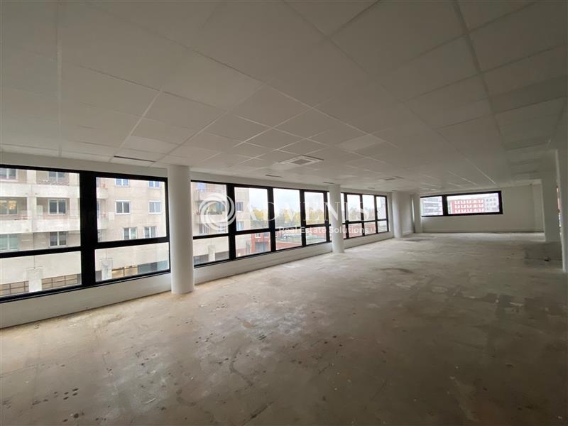 Location Bureaux MONTIGNY LE BRETONNEUX (78180) - Photo 6