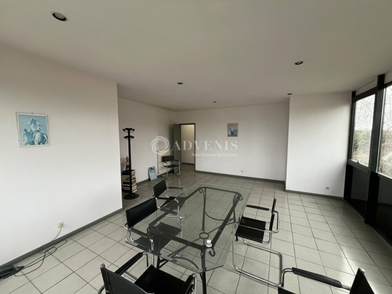 Vente Investisseur Activités Entrepôts ELANCOURT (78990) - Photo 2