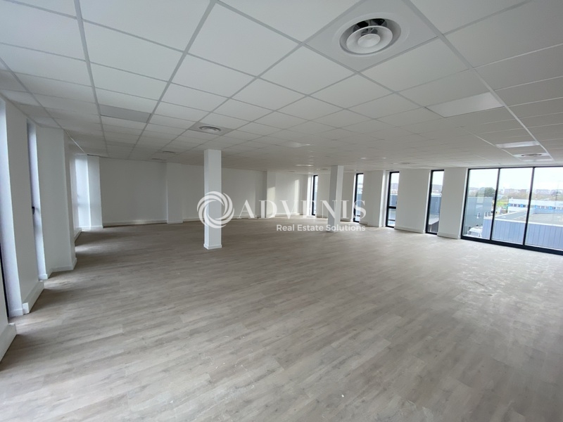 Location Bureaux PLAISIR (78370) - Photo 6