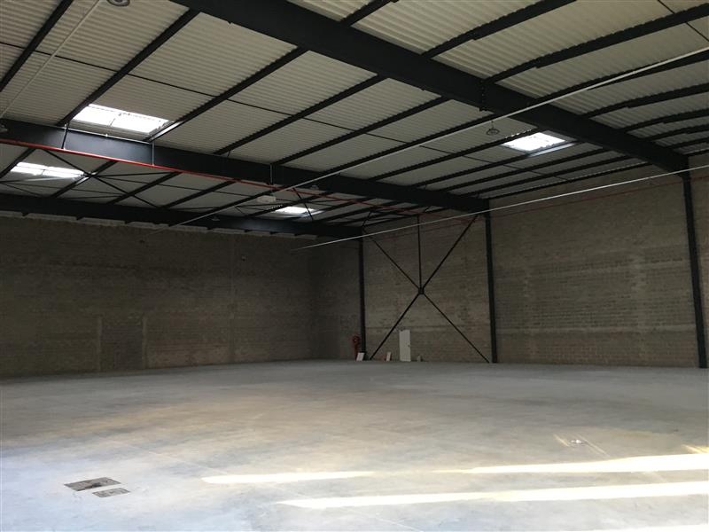 Location Entrepôts MAUREPAS (78310) - Photo 1