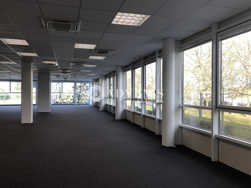 Location Bureaux GUYANCOURT (78280) - Photo 6