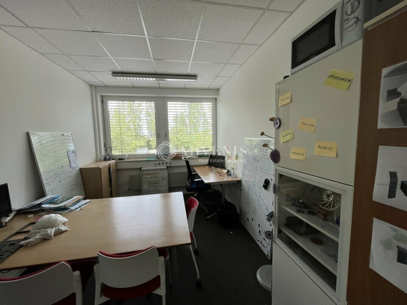 Location Bureaux TRAPPES (78190) - Photo 11