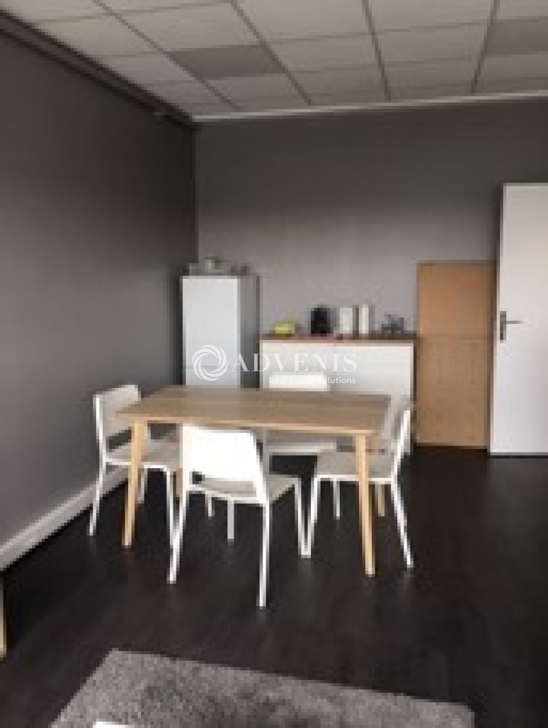 Vente Investisseur Bureaux TRAPPES (78190) - Photo 4