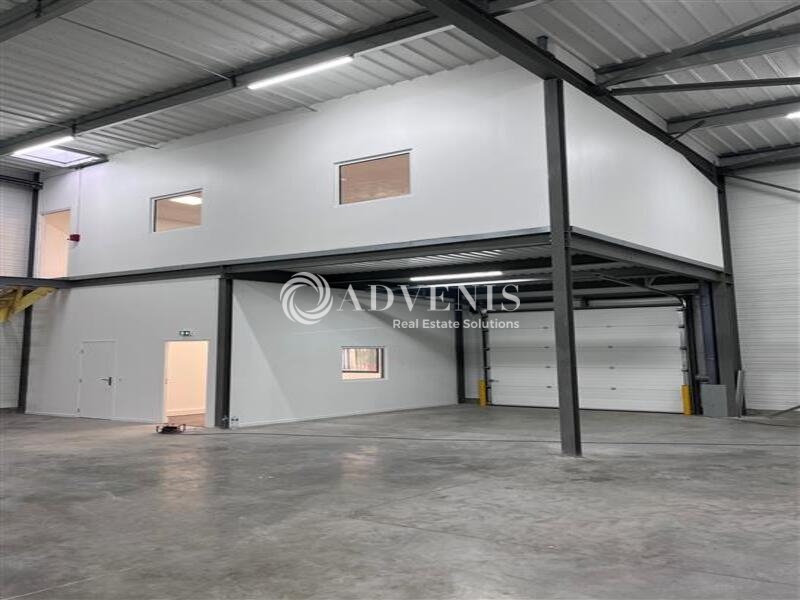 Vente Utilisateur Activités Entrepôts TRAPPES (78190) - Photo 1