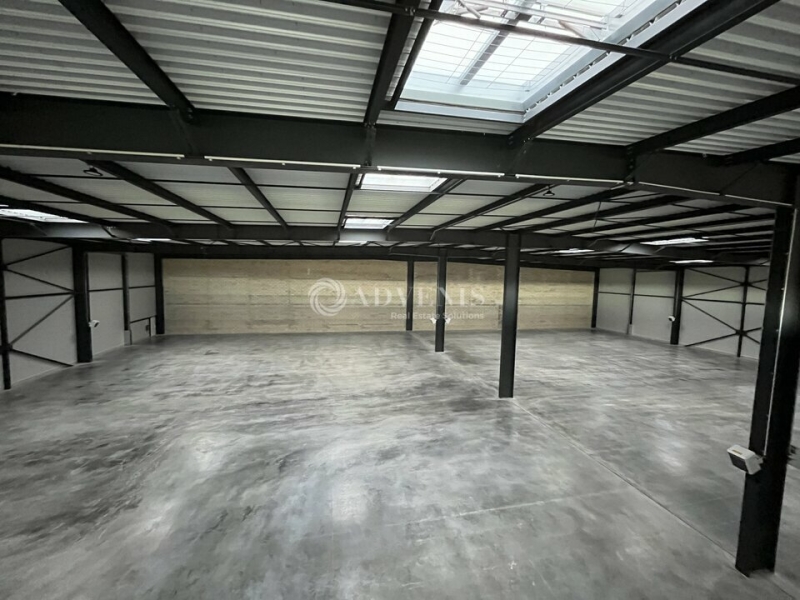 Location Entrepôts PLAISIR (78370) - Photo 10