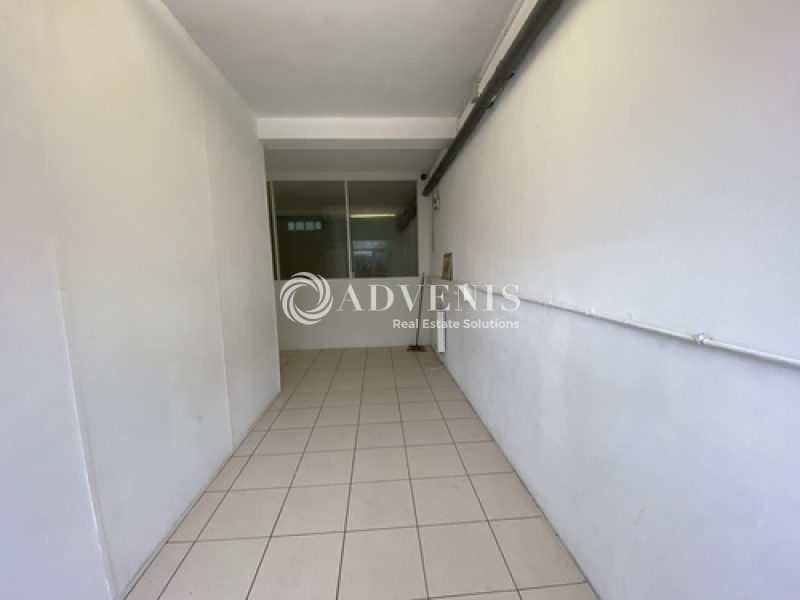Location Activités Entrepôts TRAPPES (78190) - Photo 8