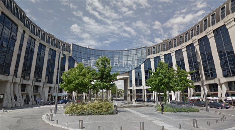 Location Bureaux MONTIGNY LE BRETONNEUX (78180) - Photo 7