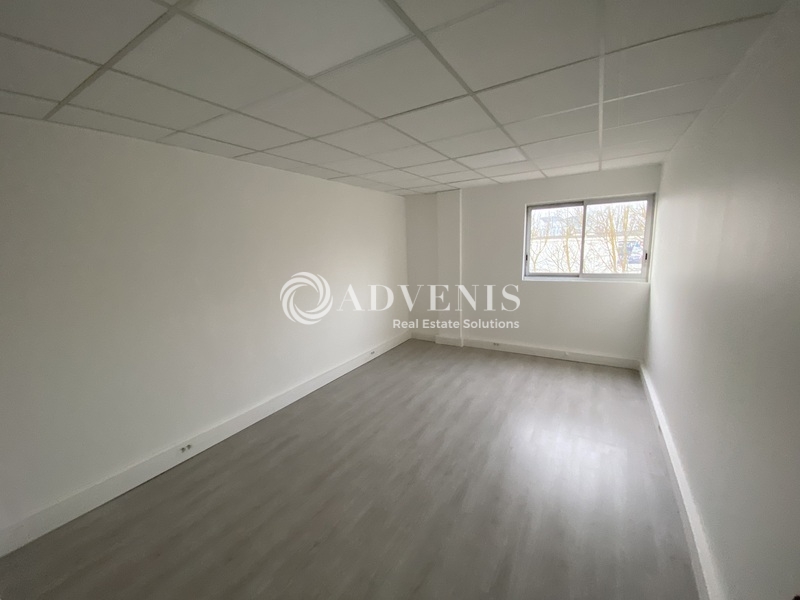 Vente Utilisateur Bureaux TRAPPES (78190) - Photo 3