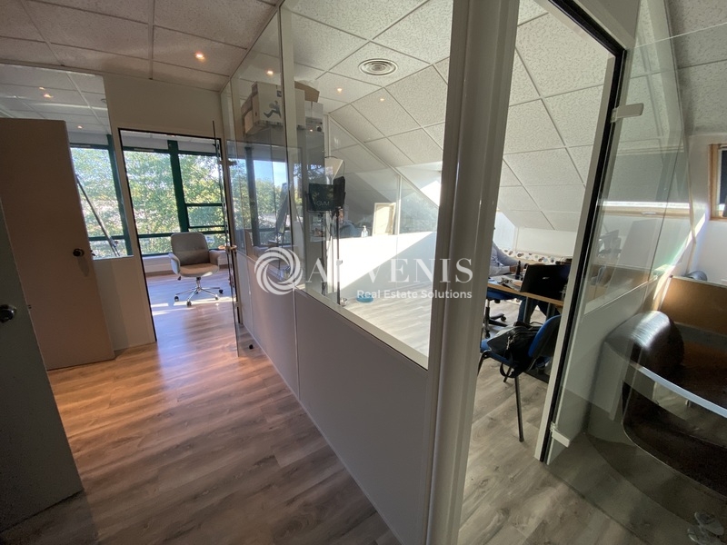 Location Bureaux TRAPPES (78190) - Photo 5