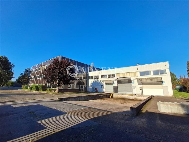 Vente Investisseur Entrepôts BUC (78530) - Photo 1