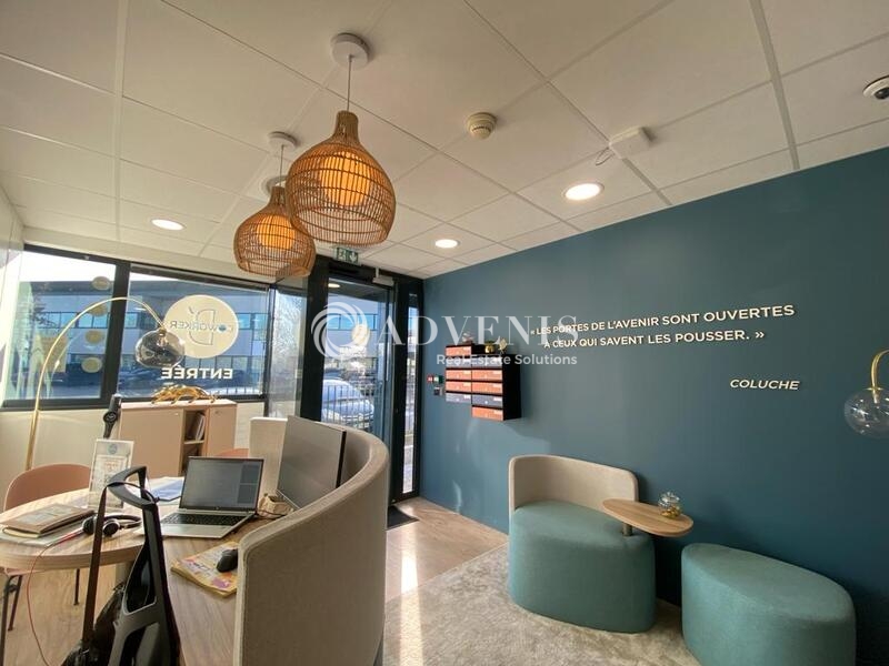 Location Bureaux ELANCOURT (78990) - Photo 1