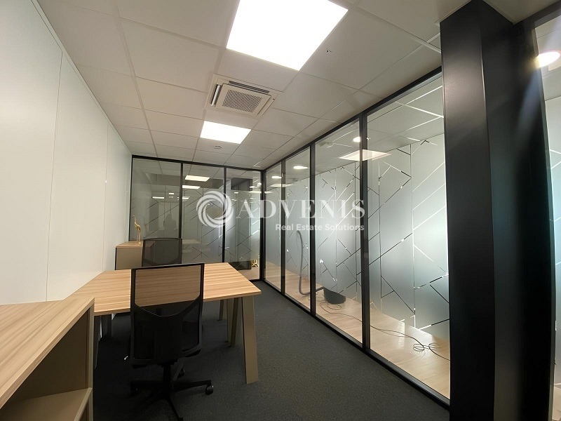 Location Bureaux ELANCOURT (78990) - Photo 3