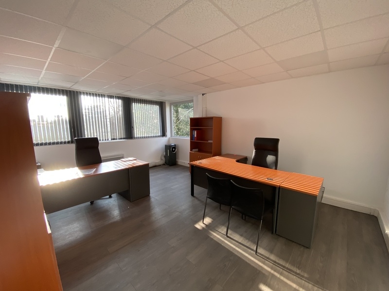 Vente Investisseur Entrepôts TRAPPES (78190) - Photo 4