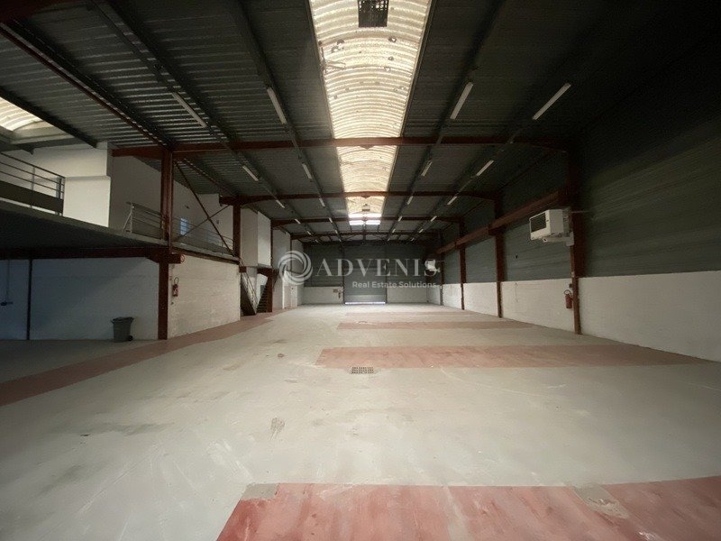 Location Entrepôts COIGNIERES (78310) - Photo 7