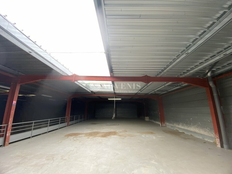 Location Entrepôts COIGNIERES (78310) - Photo 8