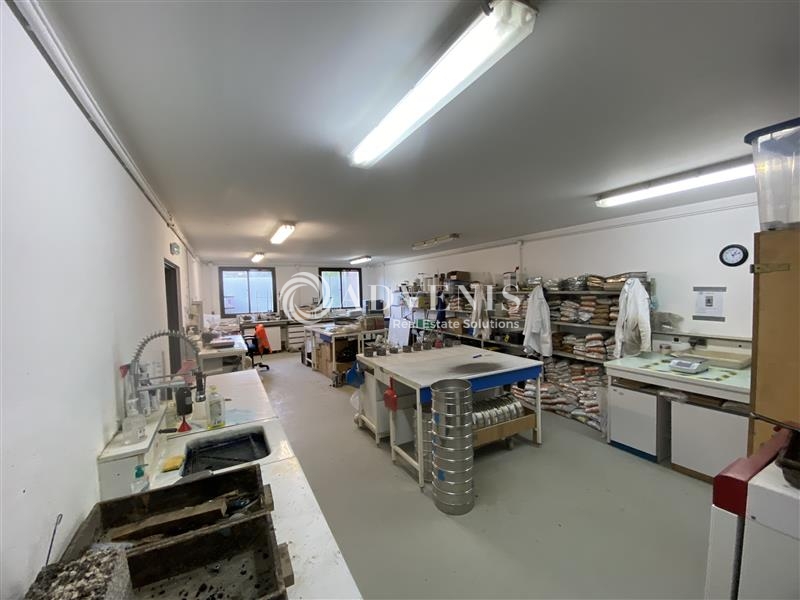 Location Activités Entrepôts VOISINS LE BRETONNEUX (78960) - Photo 4
