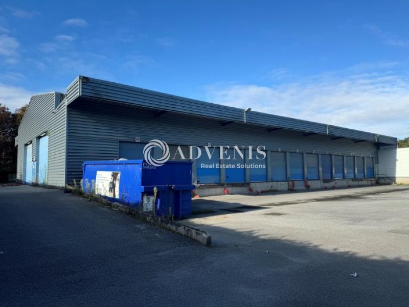 Location Entrepôts TRAPPES (78190) - Photo 2