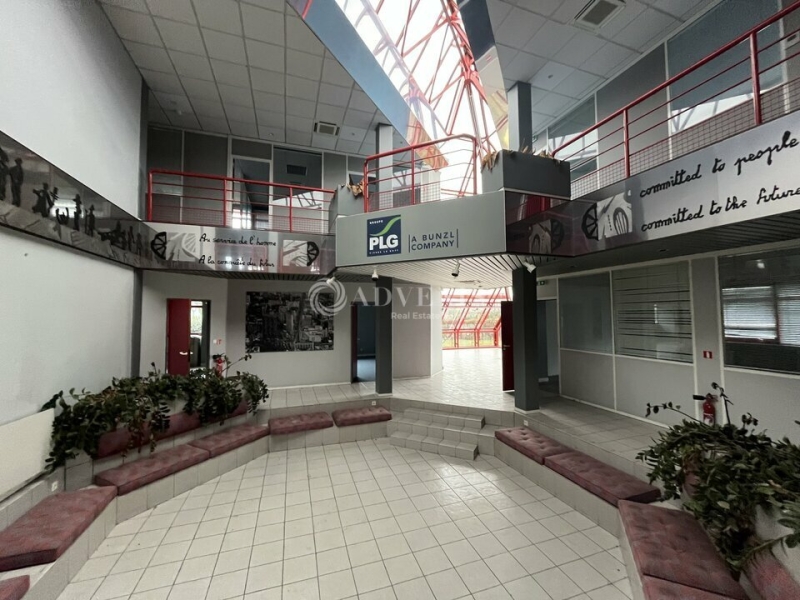 Location Entrepôts MAUREPAS (78310) - Photo 10