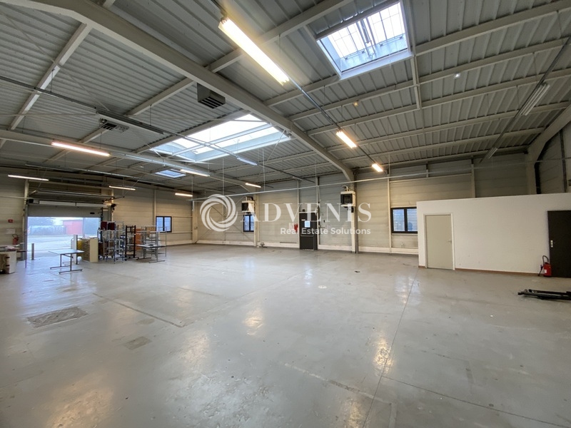 Location Entrepôts TRAPPES (78190) - Photo 3