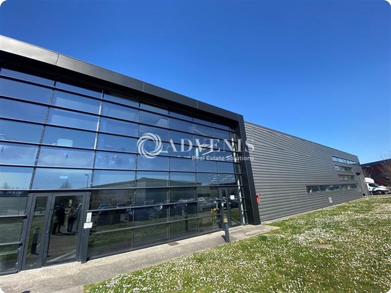 Location Activités Entrepôts ELANCOURT (78990) - Photo 2