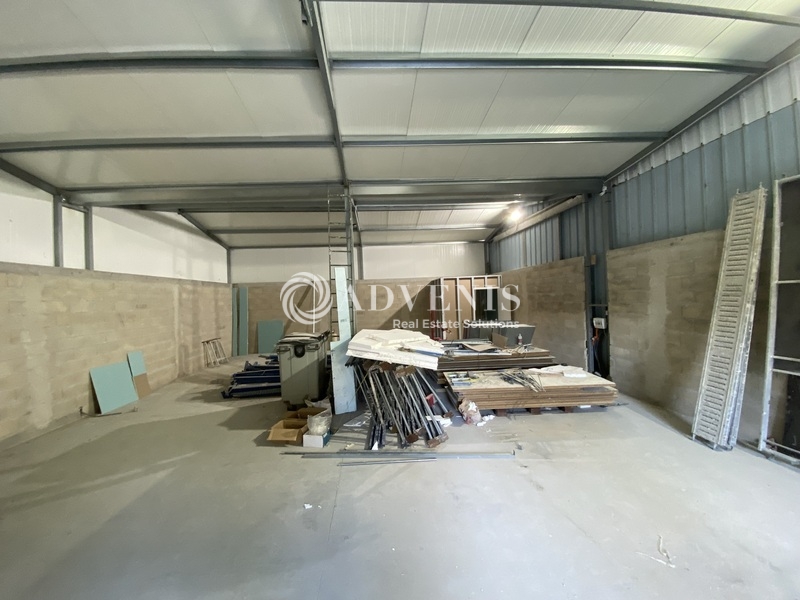 Location Entrepôts COIGNIERES (78310) - Photo 4