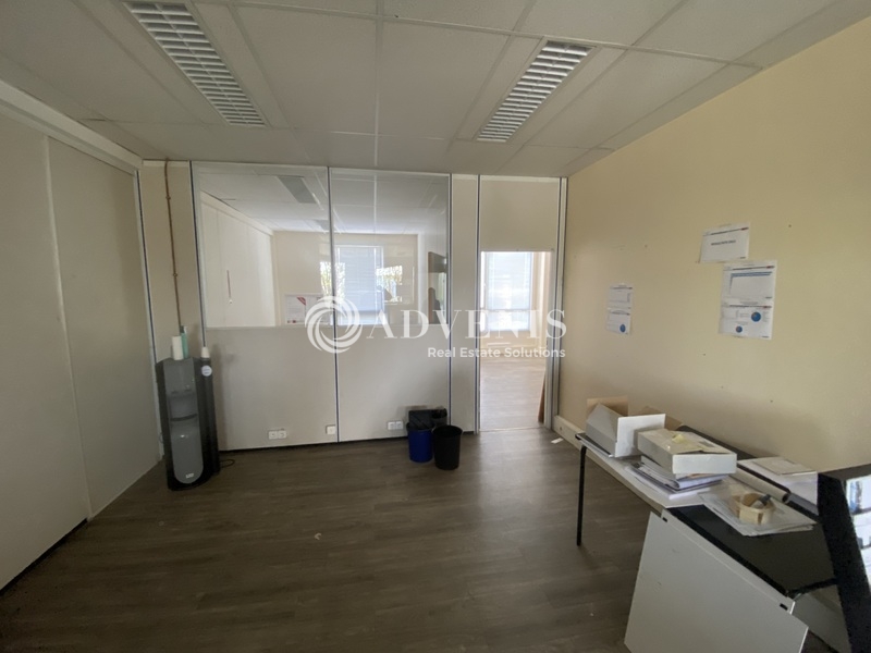 Vente Investisseur Activités Entrepôts MONTIGNY LE BRETONNEUX (78180) - Photo 5
