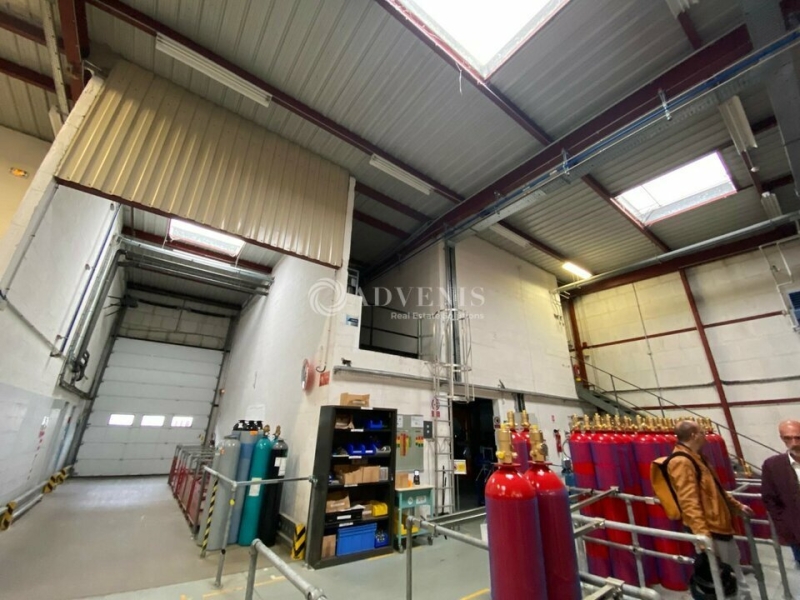 Location Entrepôts BUC (78530) - Photo 5
