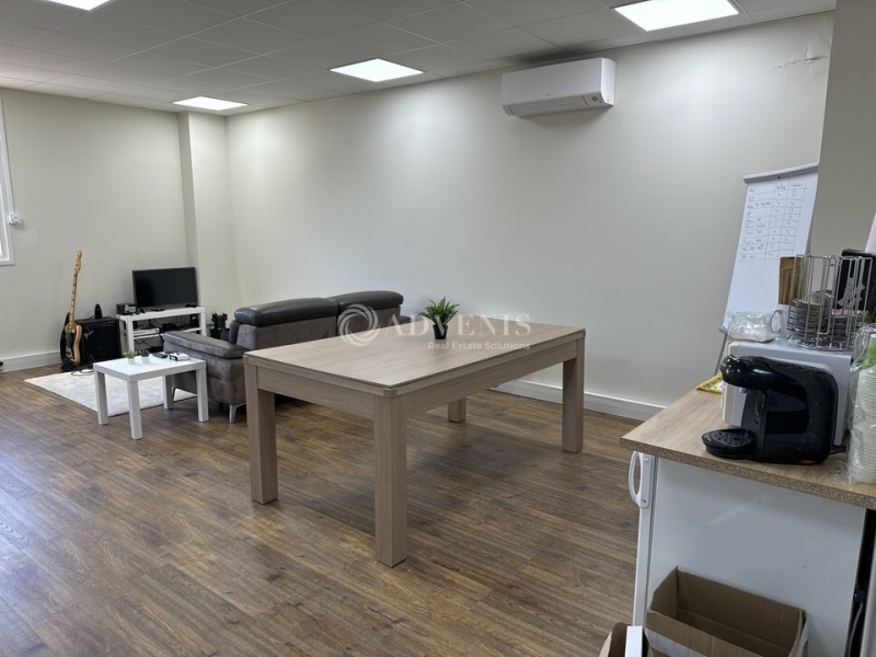 Location Bureaux MONTIGNY LE BRETONNEUX (78180) - Photo 6
