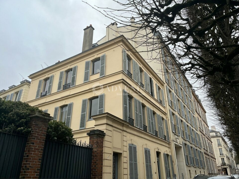 Location Bureaux VERSAILLES (78000) - Photo 1