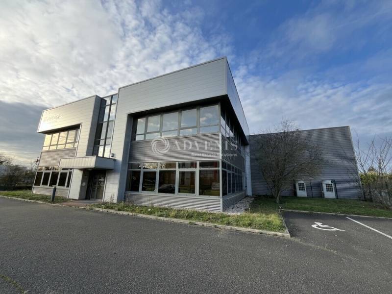 Location Activités Entrepôts COIGNIÈRES (78310) - Photo 4