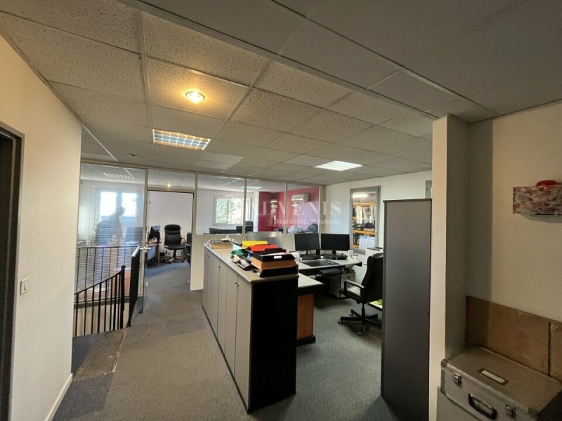 Vente Investisseur Activités Entrepôts COIGNIERES (78310) - Photo 2