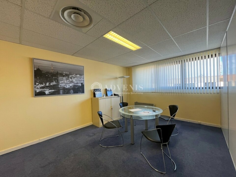 Vente Investisseur Activités Entrepôts VOISINS LE BRETONNEUX (78960) - Photo 6