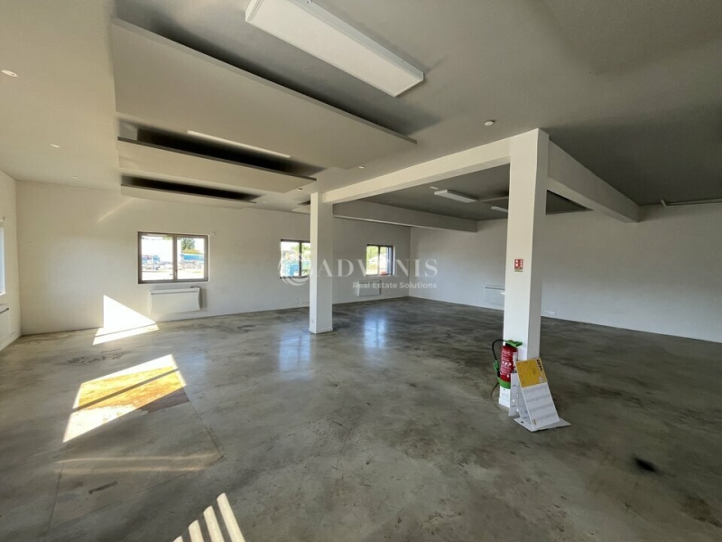 Location Activités Entrepôts COIGNIERES (78310) - Photo 5
