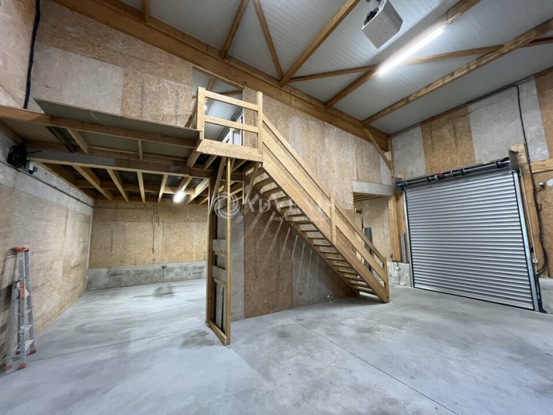 Location Activités Entrepôts COIGNIERES (78310) - Photo 6