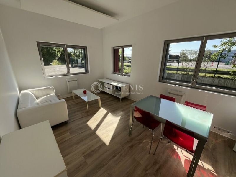 Location Activités Entrepôts COIGNIERES (78310) - Photo 8