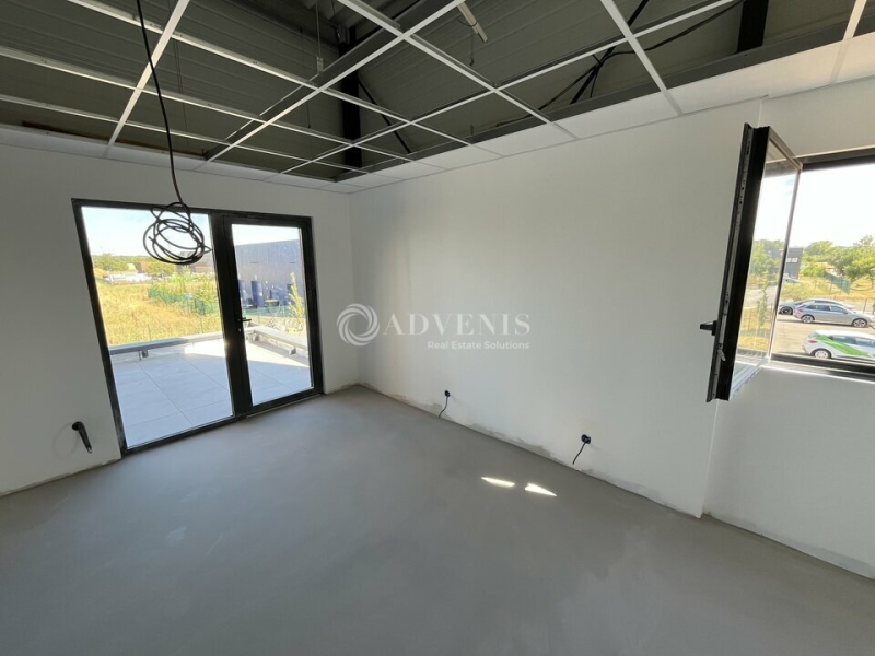 Location Bureaux et activités légères GAZERAN (78125) - Photo 4