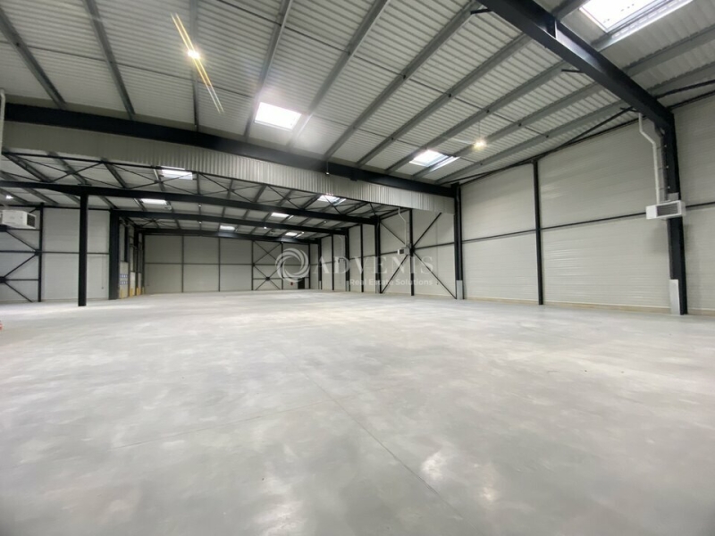 Vente Investisseur Activités Entrepôts TRAPPES (78190) - Photo 3